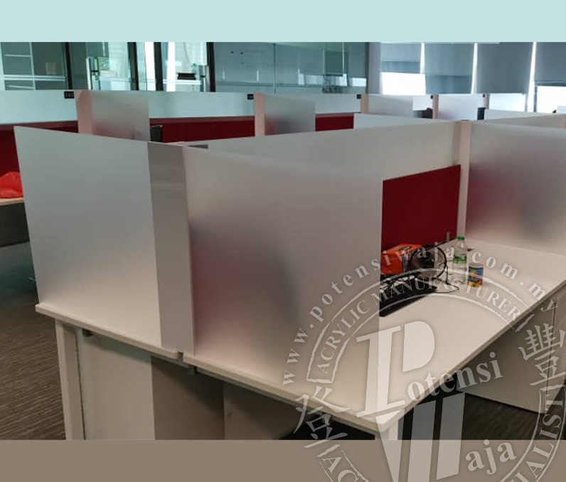 Acrylic Table Divider